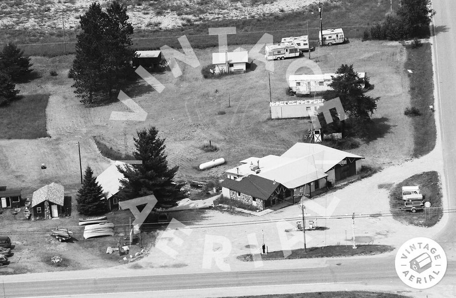 Atlanta Gas Station and Cabins - 1991 (newer photo)